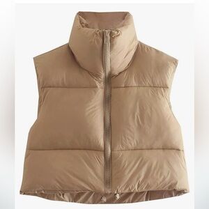 Cropped puffer vest